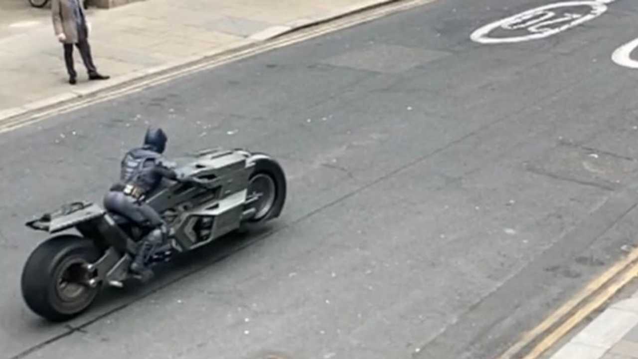 Take A Peek At Batman's Rad Batcycle In The Upcoming Flash Movie
