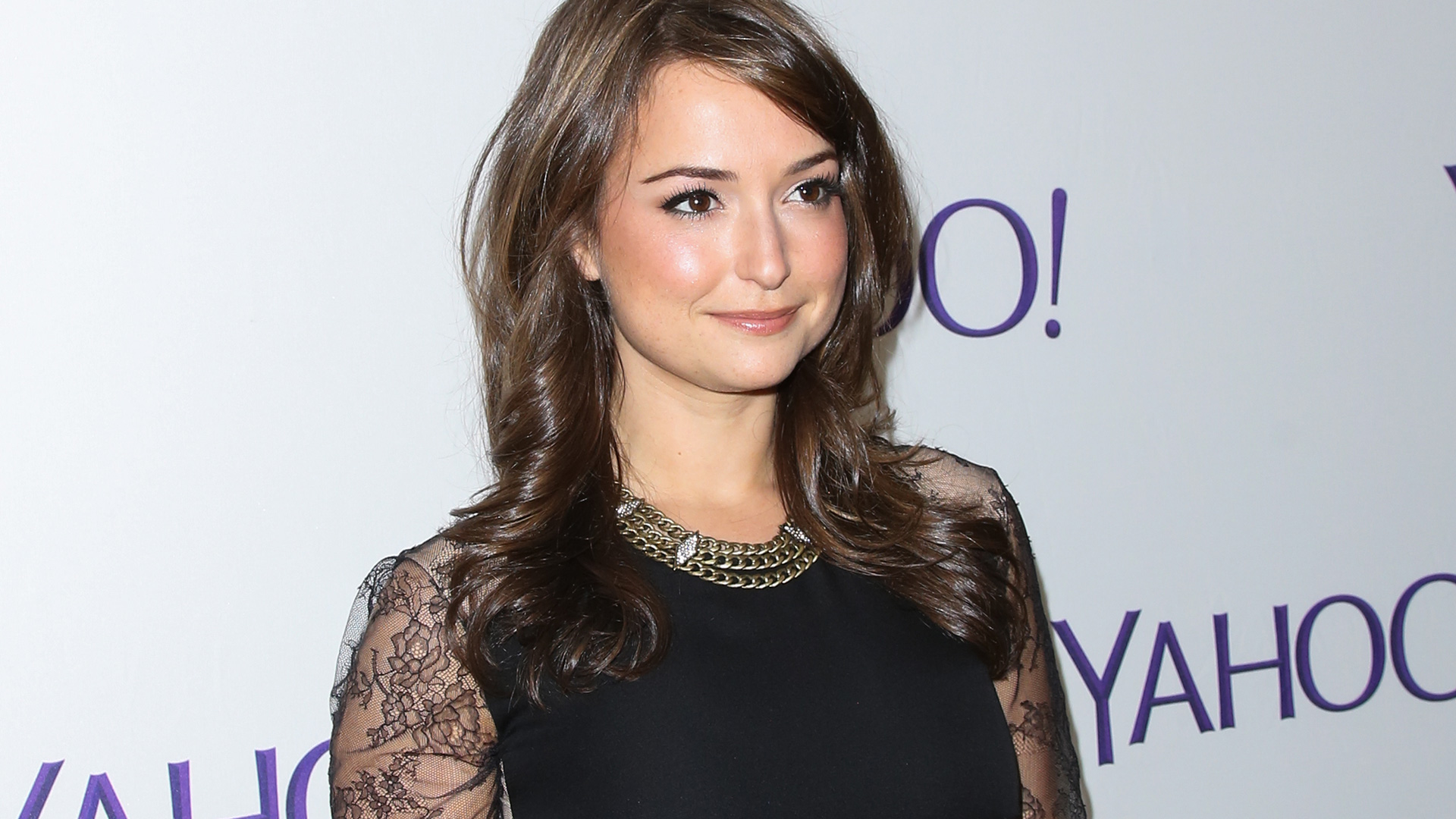 Q&A: Milana Vayntrub, aka AT&T's Lily, Tells Us About Directing Her First Commercials
