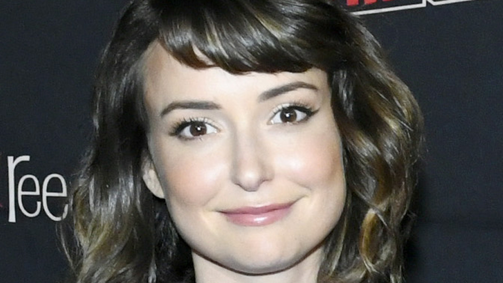 Milana Vayntrub Wallpapers Wallpaper Cave