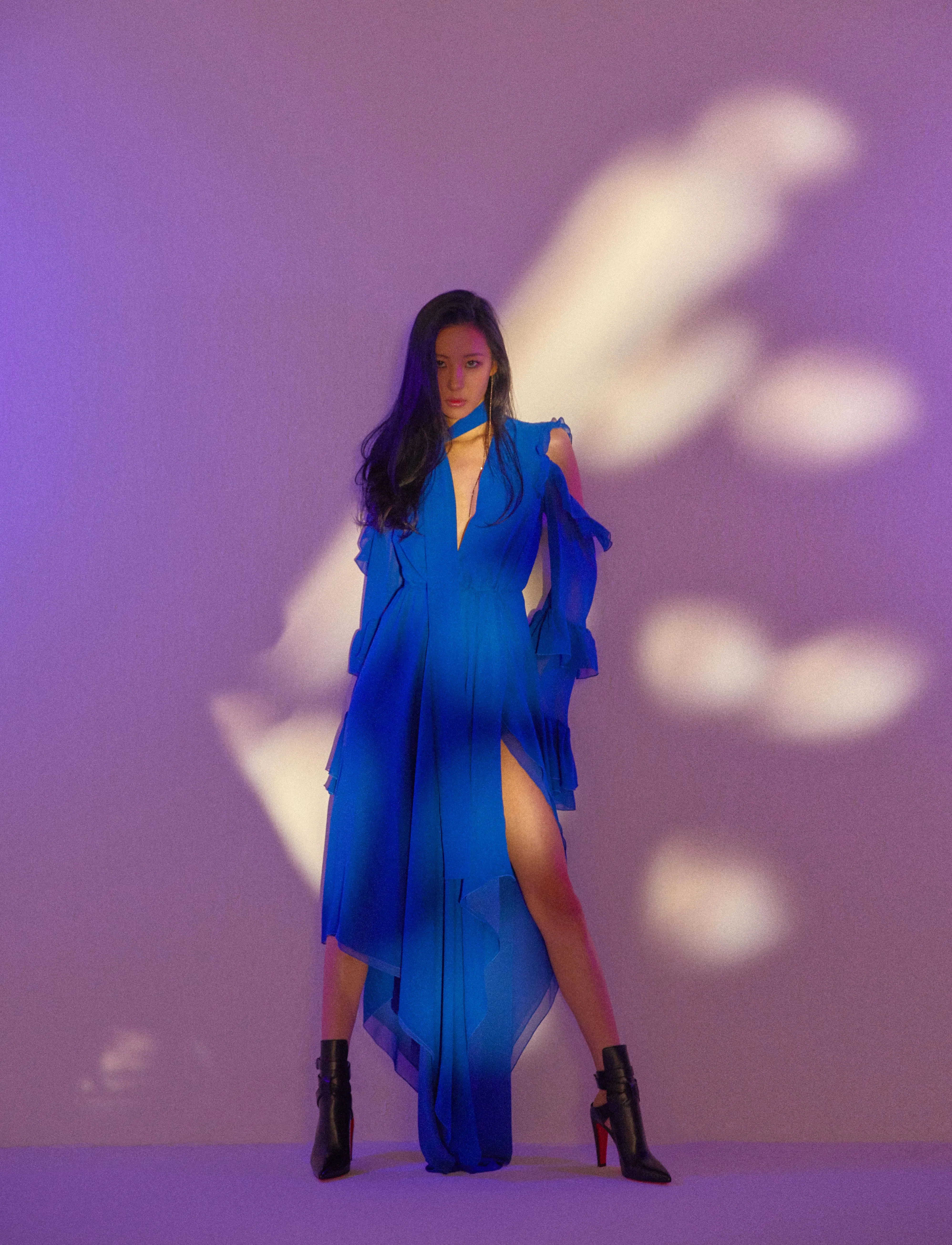SUNMI 'Heroine' Concept Teaser Image
