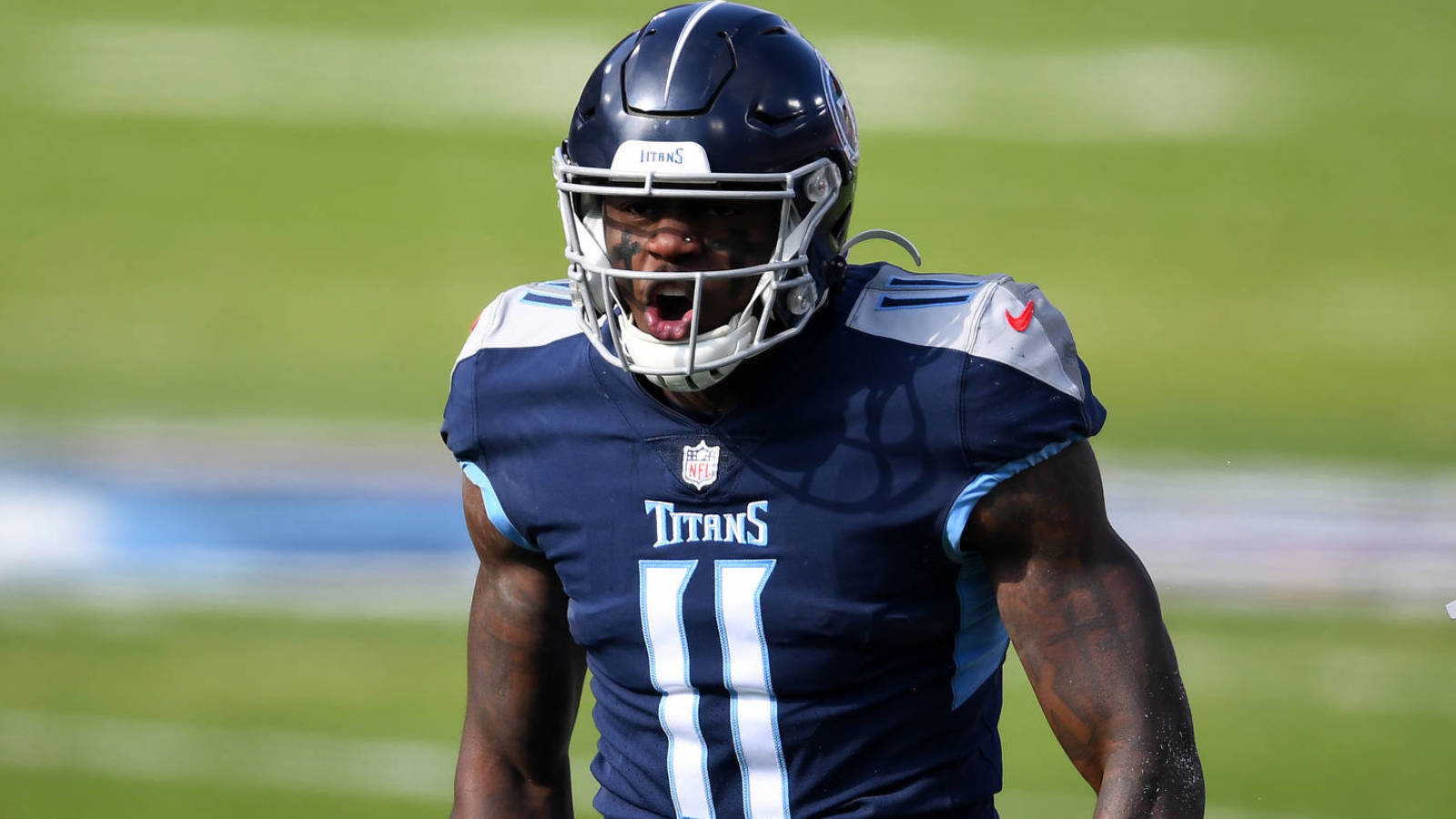 Jones turned down Brown's offer to wear No. 11 with Titans