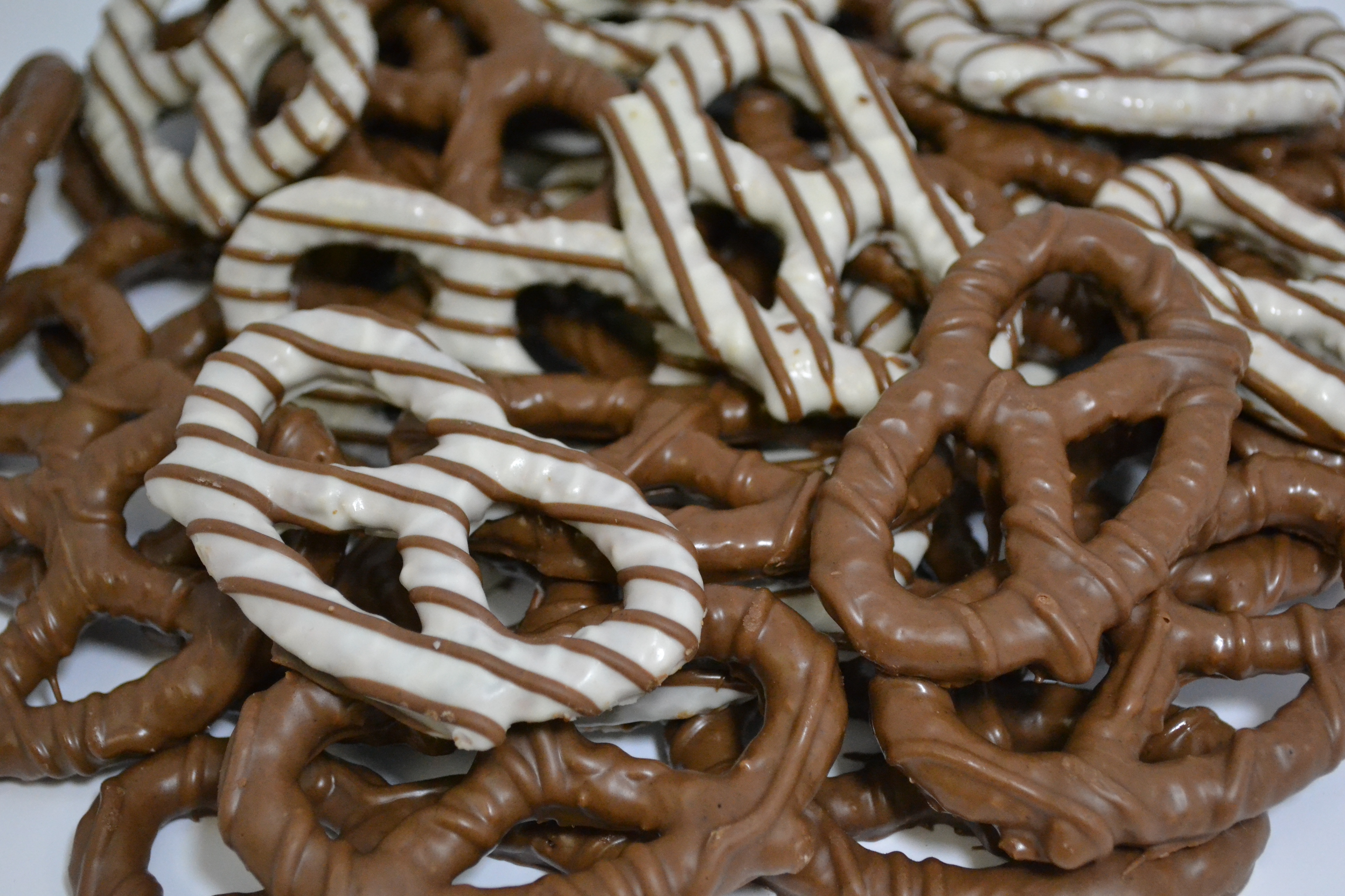 Chocolate Pretzels image Domain photo