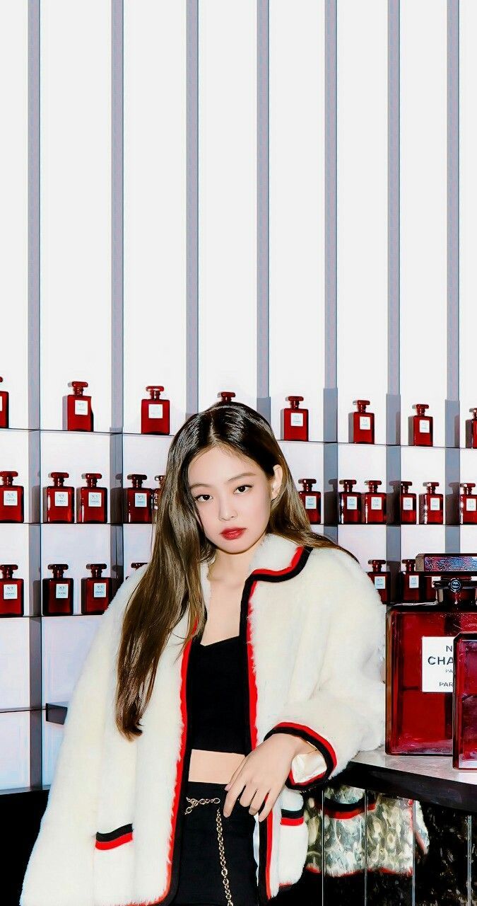 BlackPink Jennie Red Wallpaper Lockscreen HD Fondo de pantalla iPhone #BLACKPINK #Fondo #iPhone #Jen. Blackpink jennie, Blackpink fashion, Jennie kim blackpink