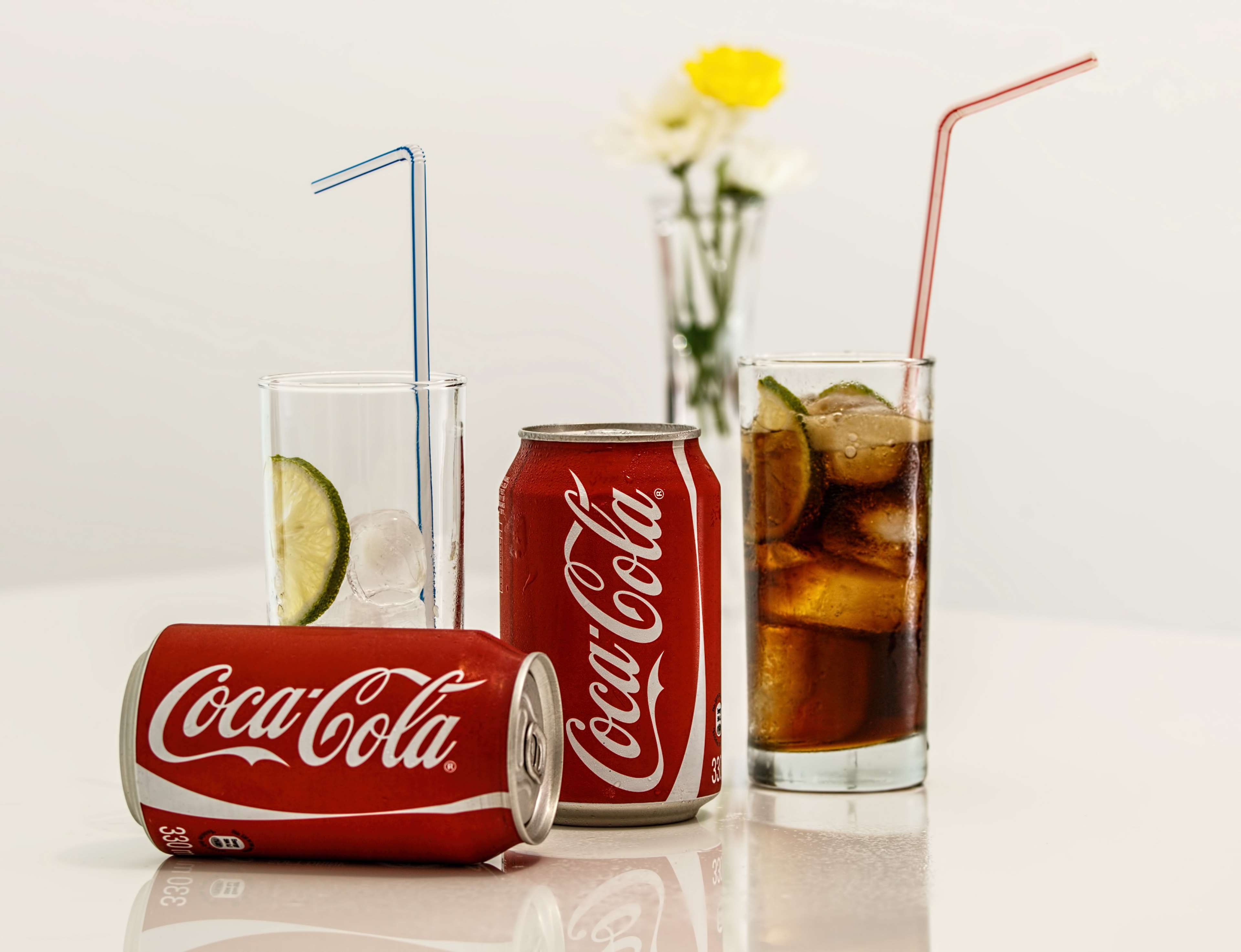 coca cola, coke, cold, fizzy, ice, refreshment, soda, soft drinks 4k wallpaper