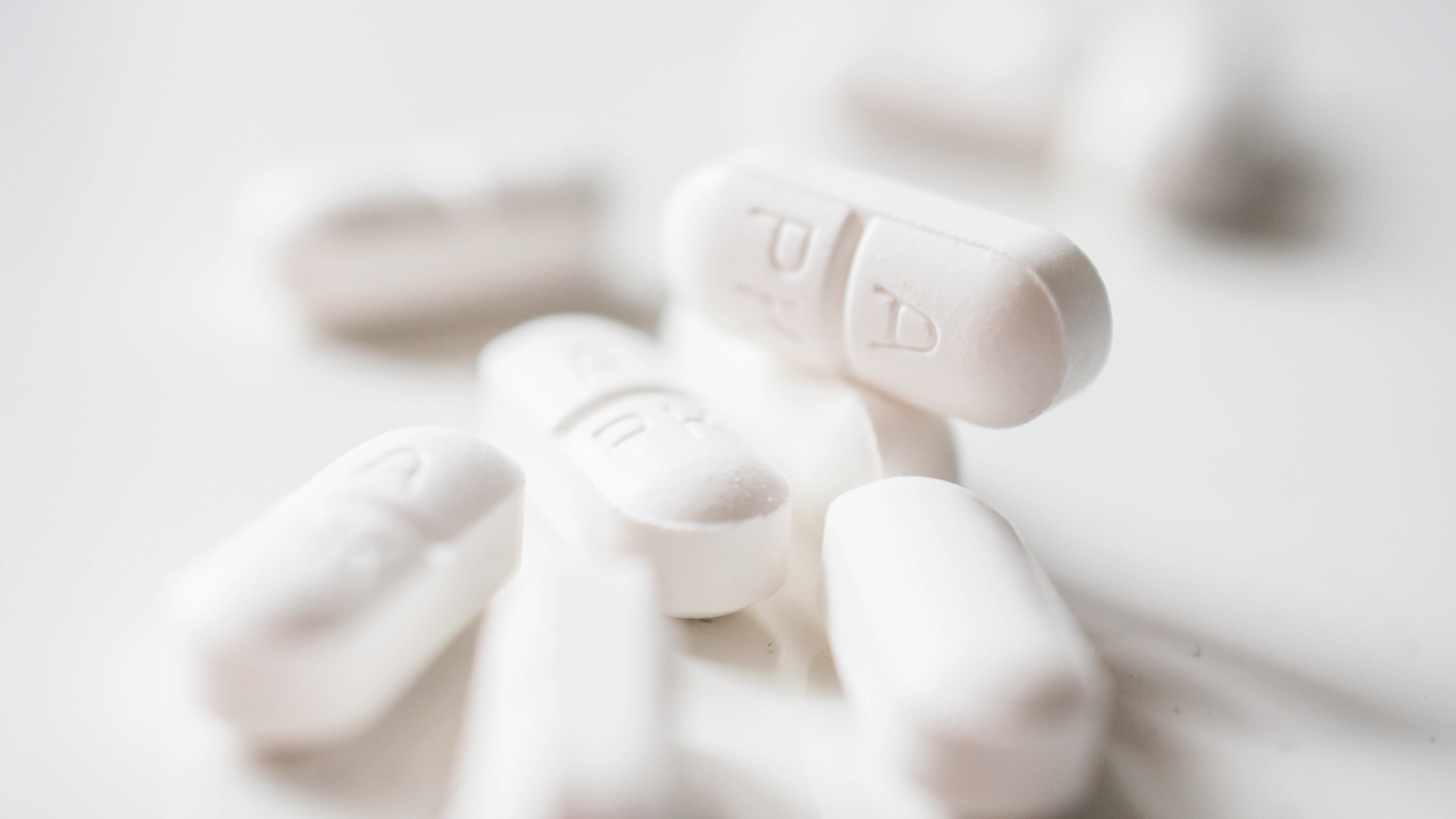 Free download White medicine pills on white surface HD wallpaper Wallpaper Flare [5839x4000] for your Desktop, Mobile & Tablet. Explore Wallpaper Medicine. Medicine Wallpaper, Wallpaper Medicine