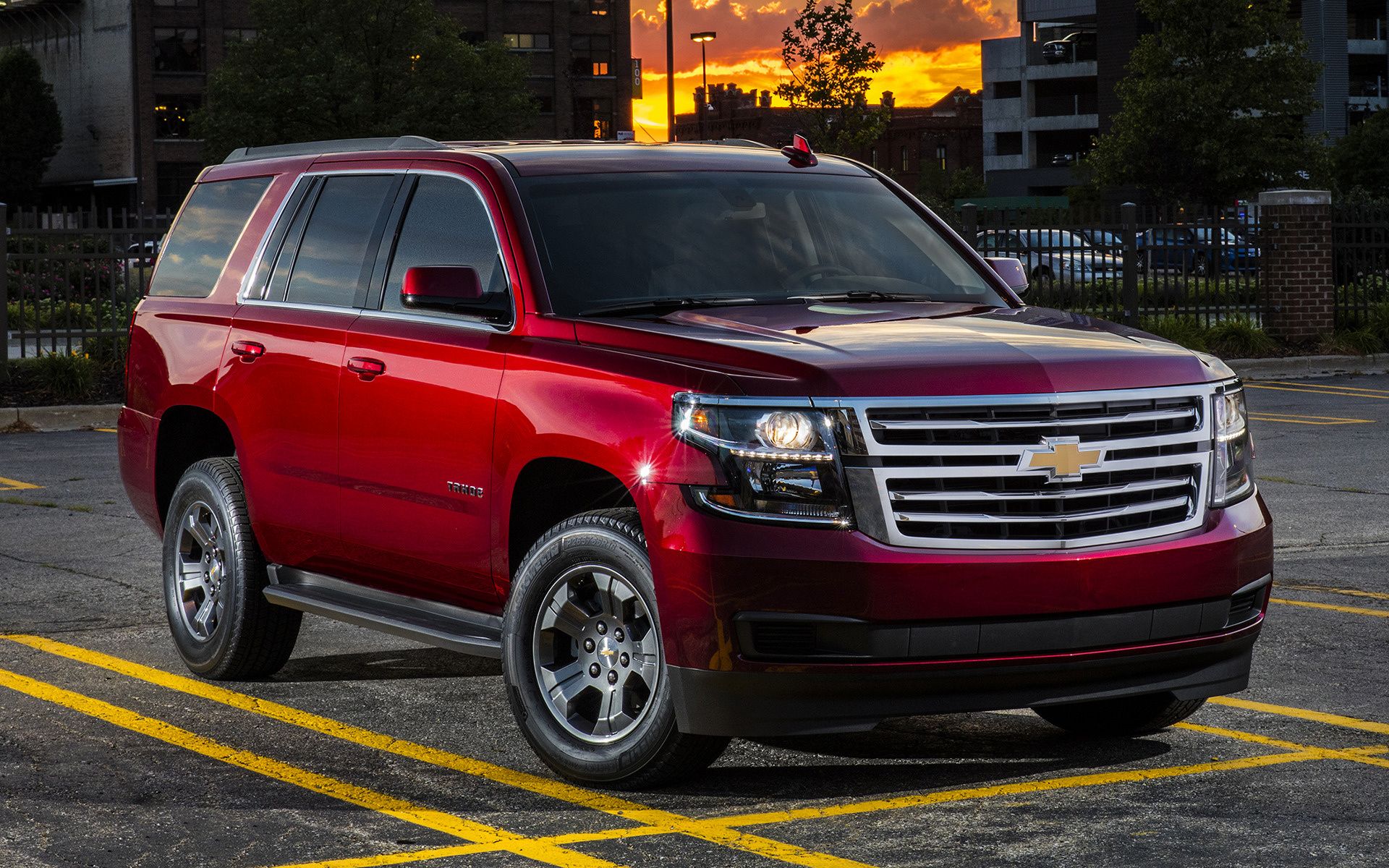 Chevy Tahoe Wallpaper