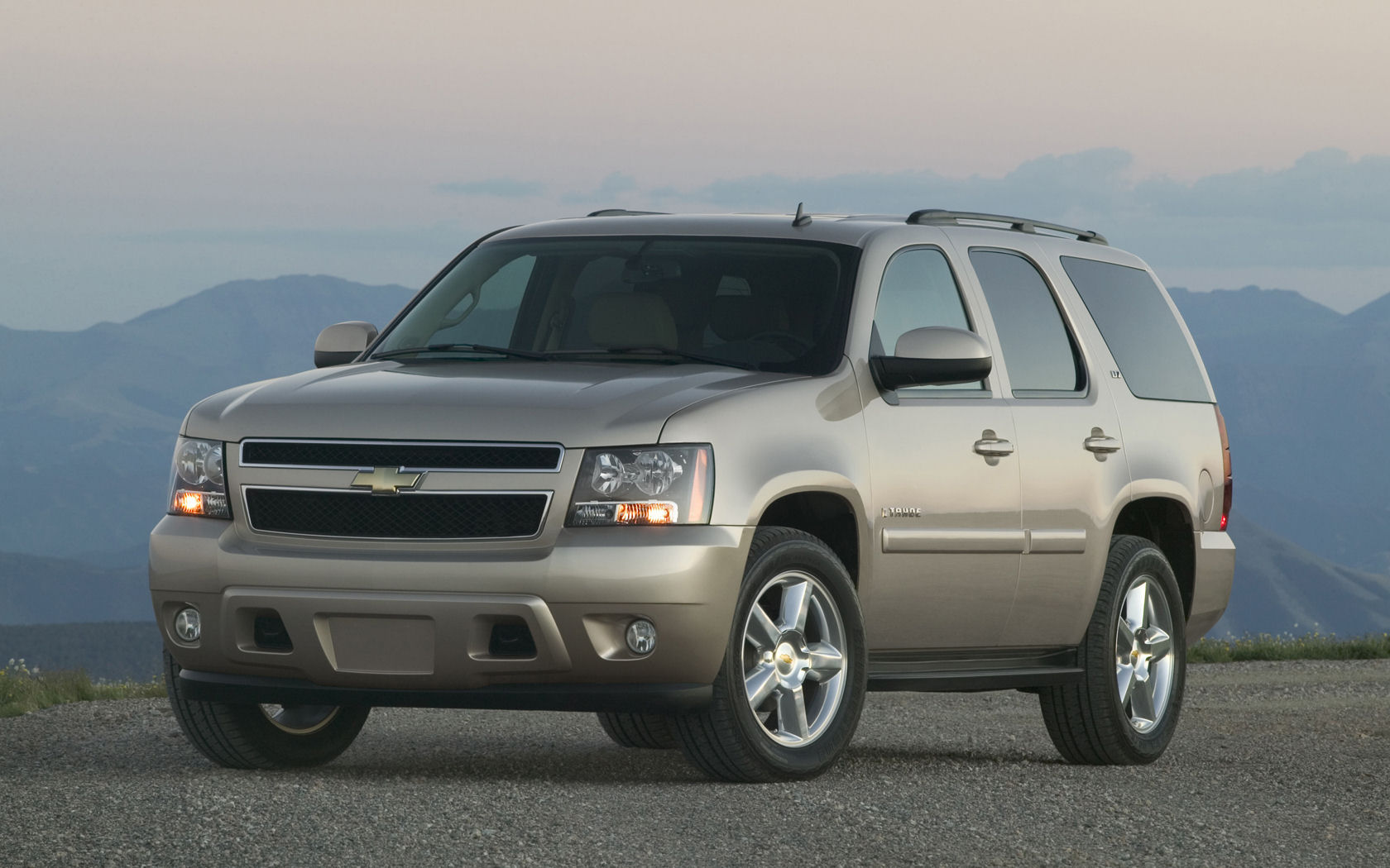 Chevrolet Tahoe, Hybrid, Chevy Widescreen Wallpaper / Desktop Background Picture