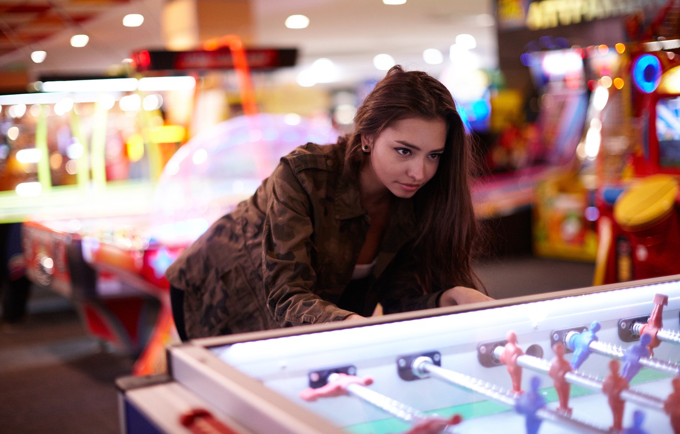 Wallpaper girl, face, hair, the game, jacket, entertainment, Darina, table football image for desktop, section настроения