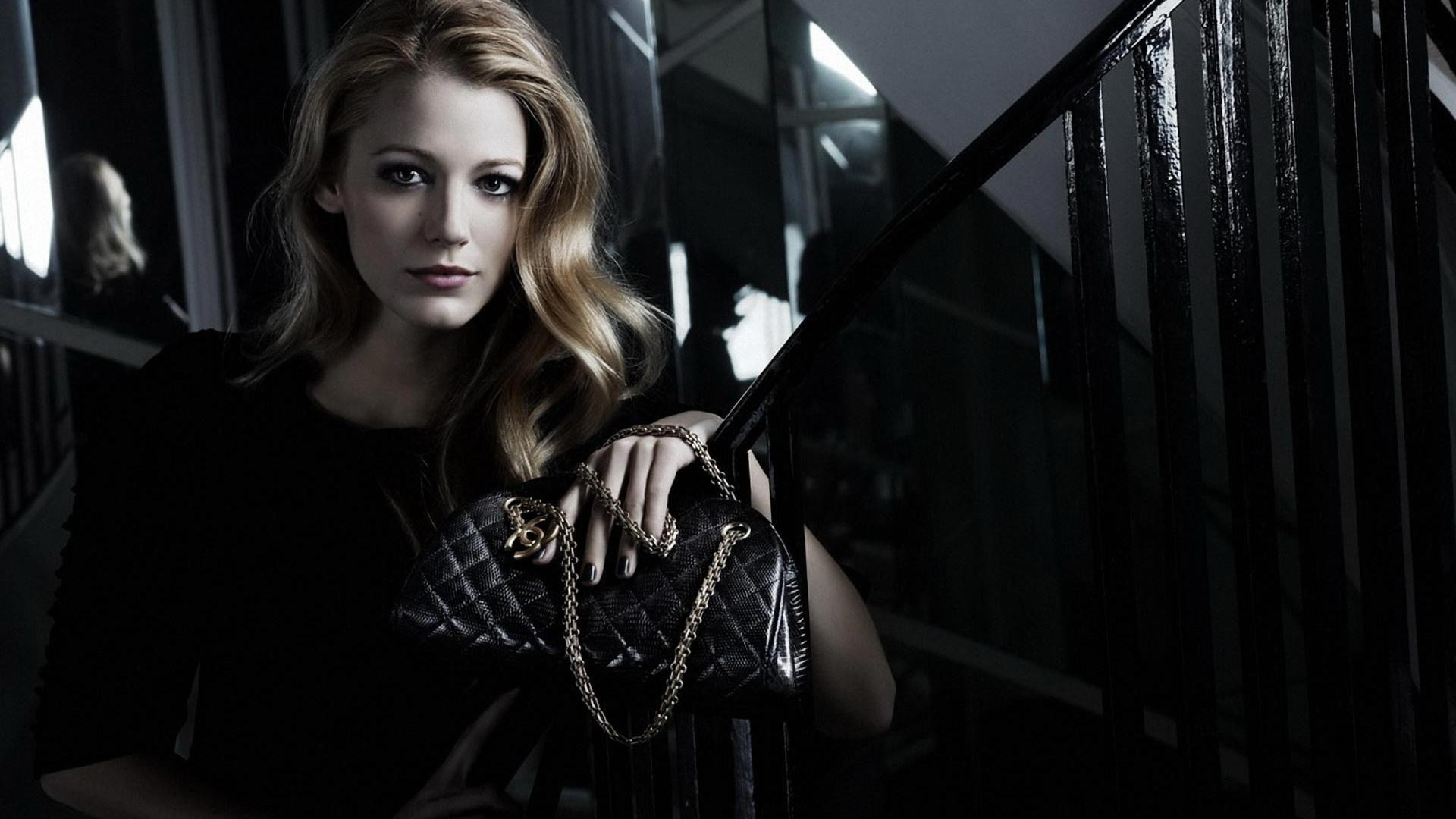 Blake Lively Theme for Windows 10