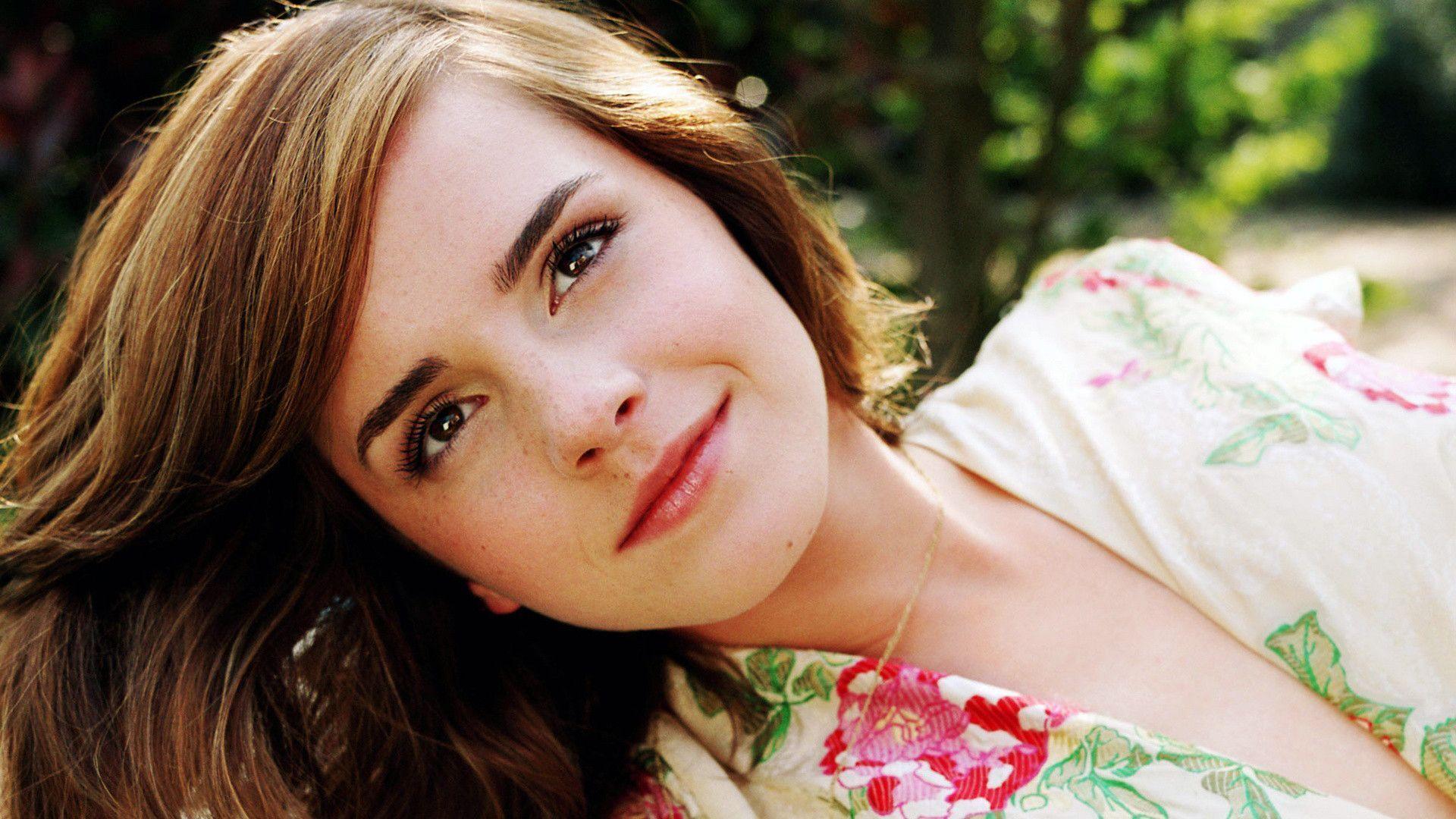 Emma Watson Wallpapers 42 Backgrounds