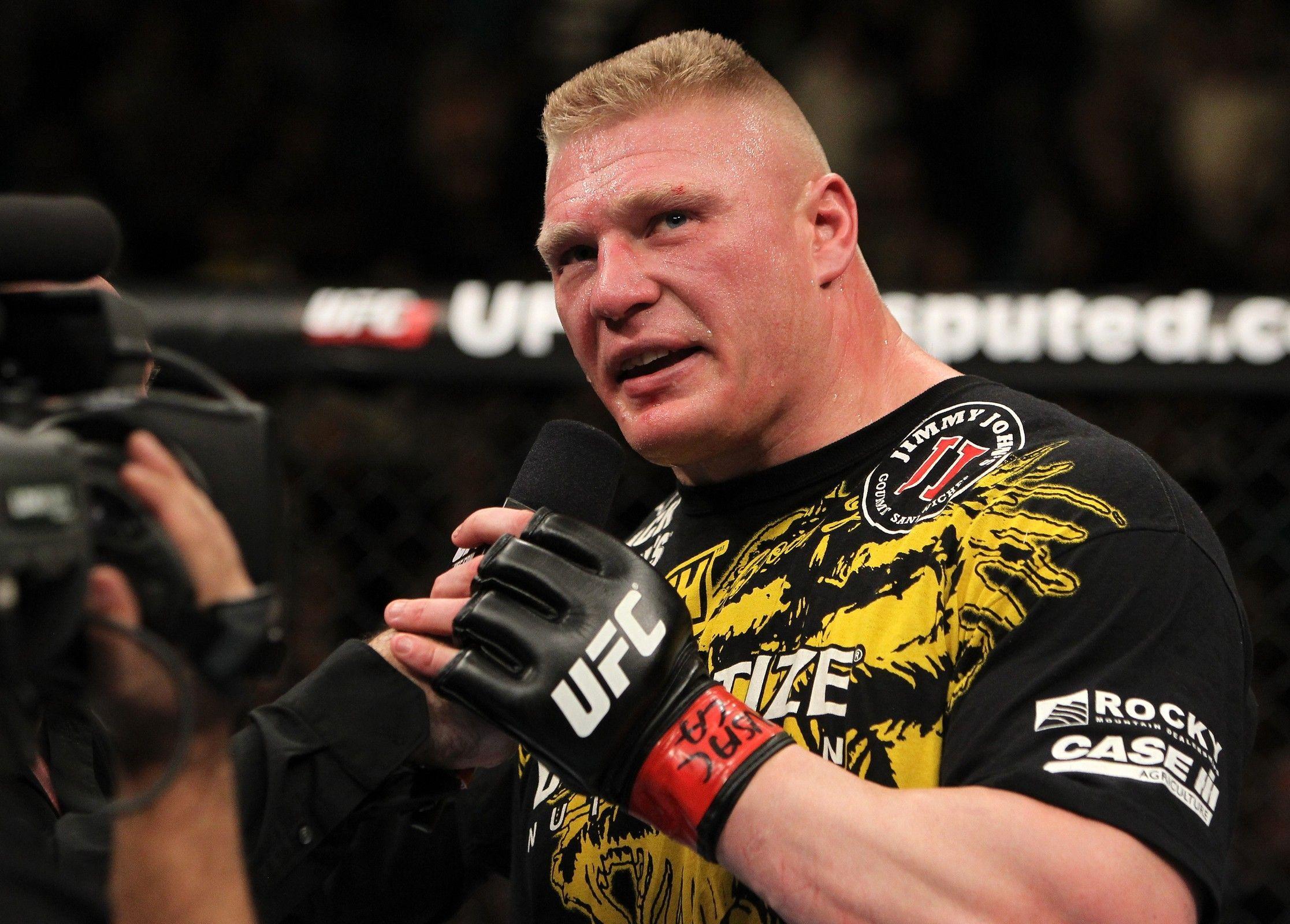 WWE Nation - RUMOR: Brock Lesnar to sign with UFC in early 2015