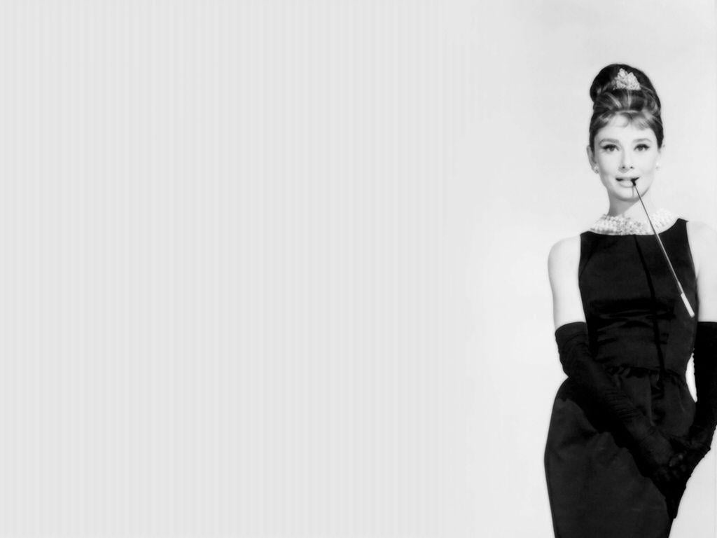 Tumblr Backgrounds Audrey Hepburnwallpapers Audrey Hepburn At