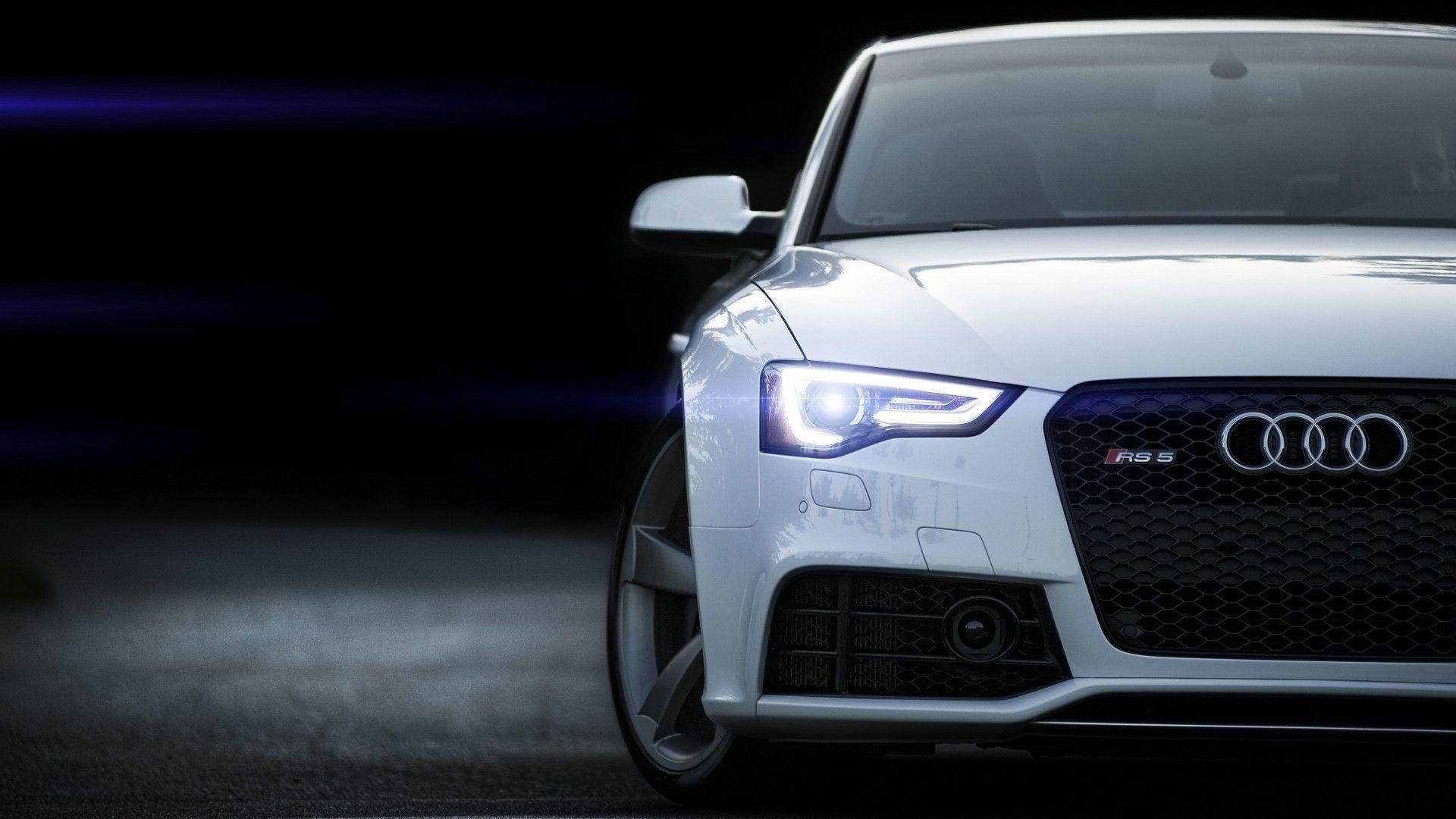 Audi RS5 White Xenon Lights