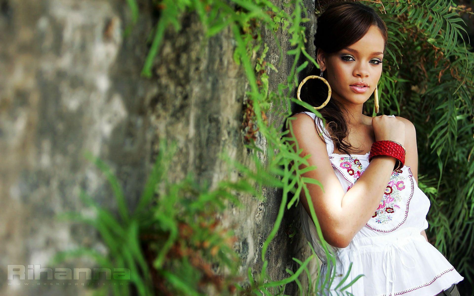 Rihanna Wallpaper HD (728) Celebrity. .com Gallery
