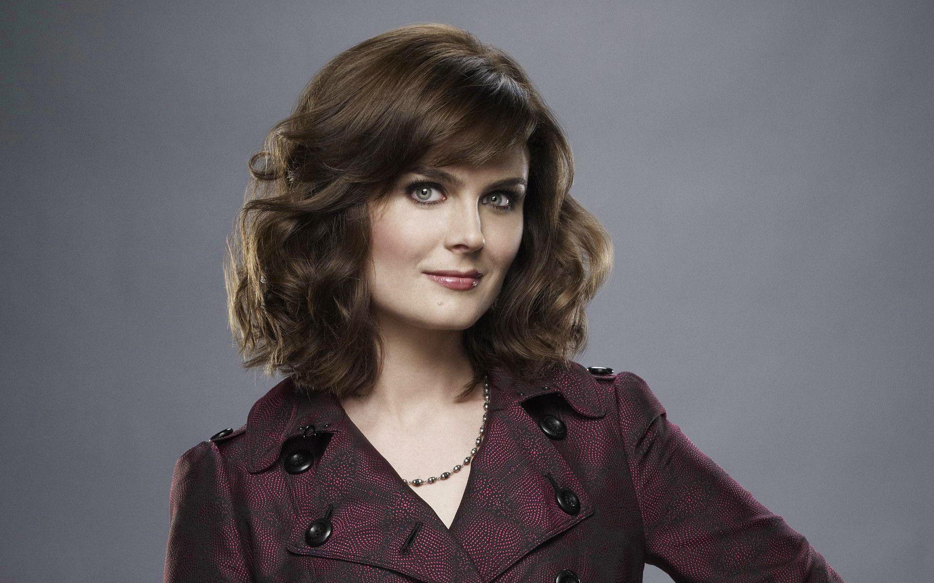 Emily Deschanel Wallpapers - Wallpaper Cave