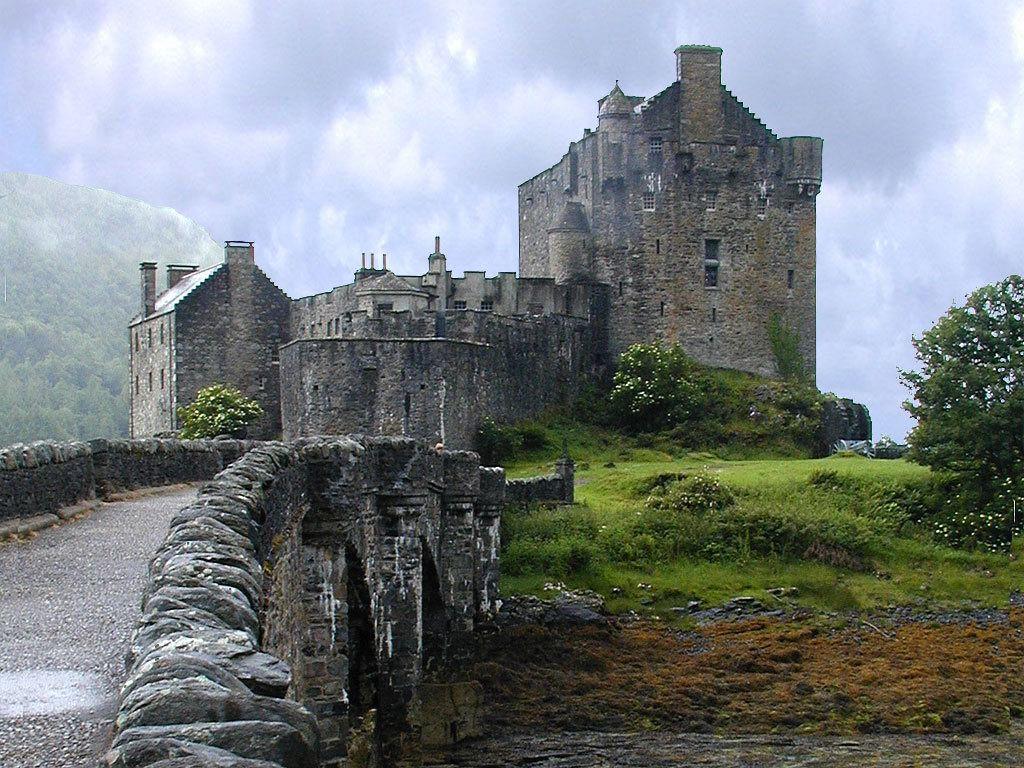 Eilean Donan Castle Wallpaper. High Quality Wallpaper