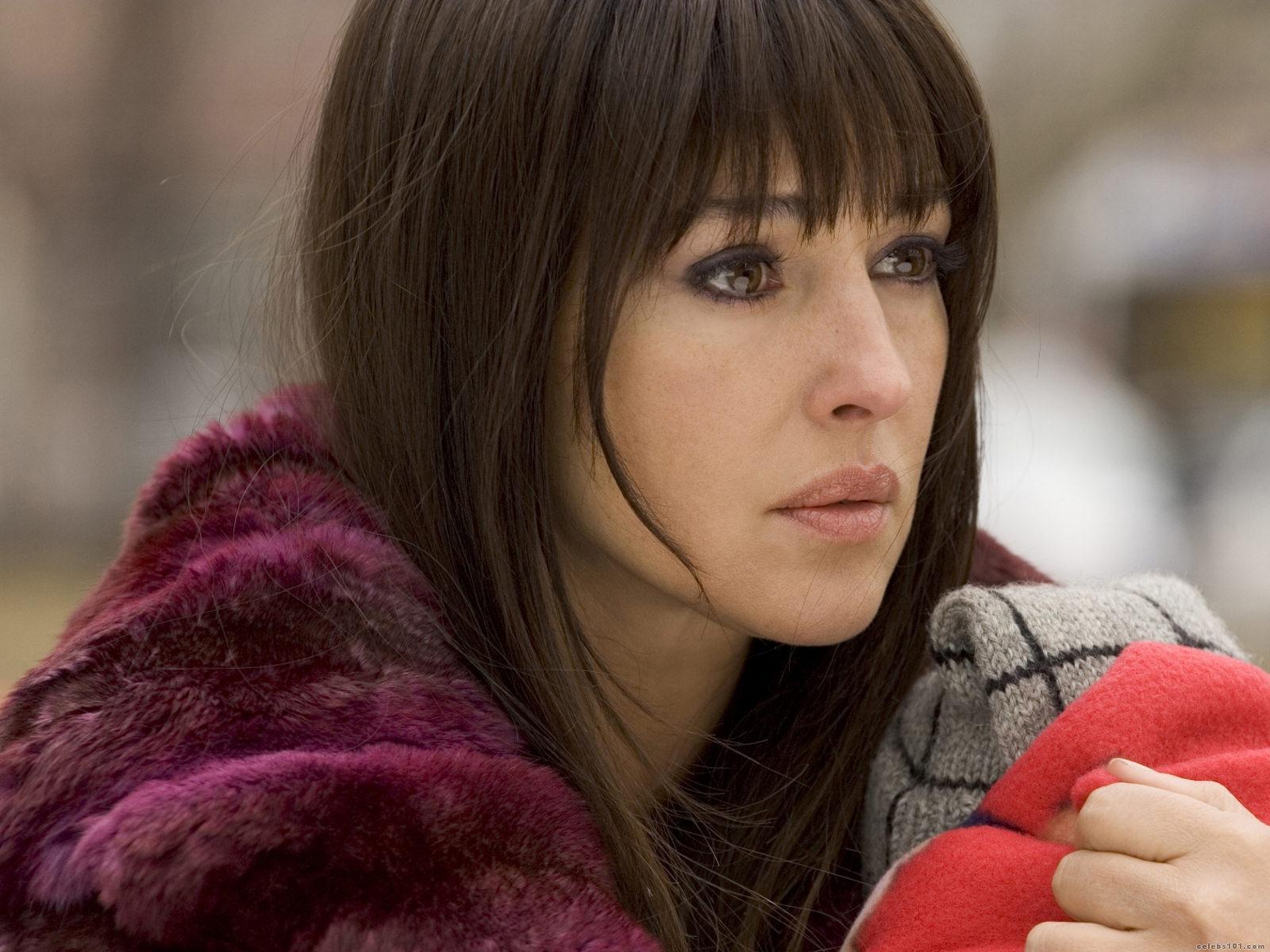 Monica Bellucci Wallpaper