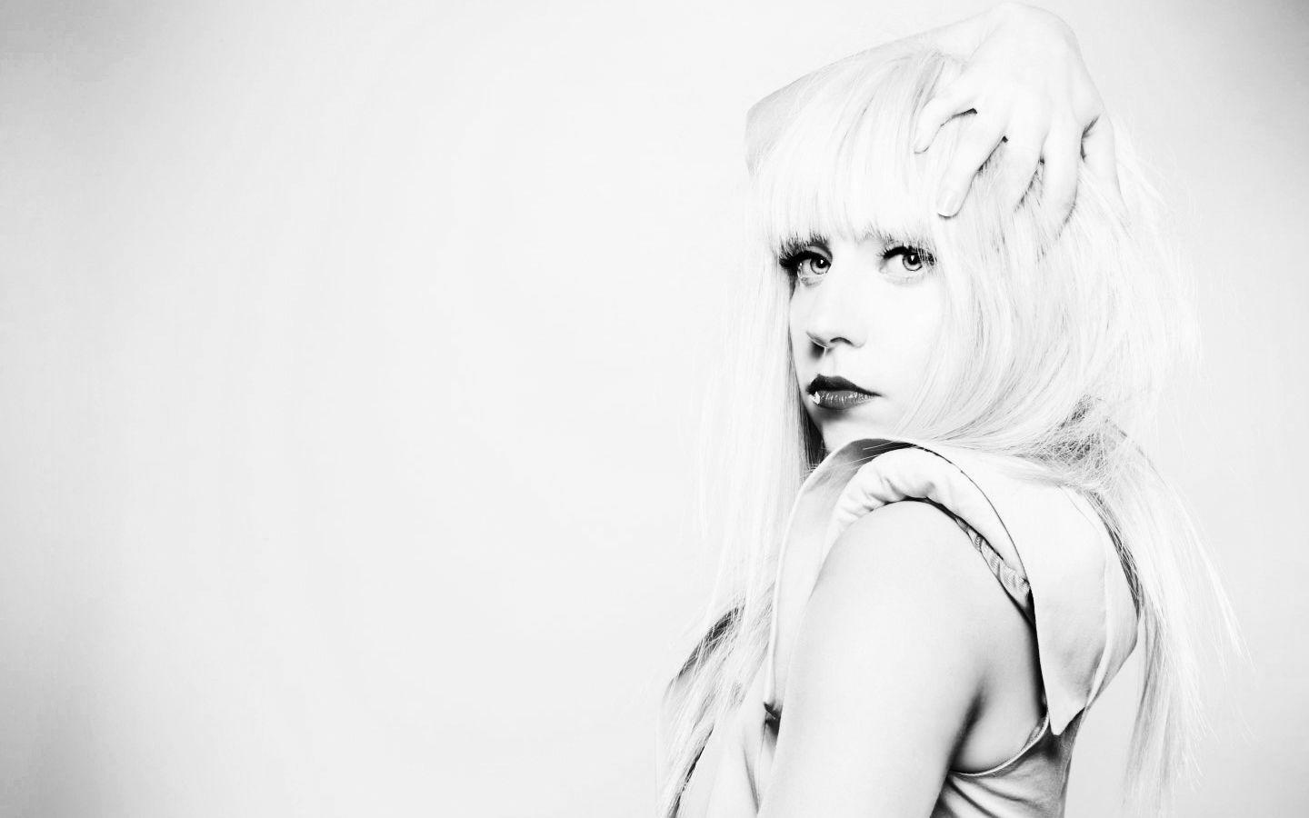 Lady Gaga HD Wallpaper Photo