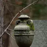 Urn Wallpapers