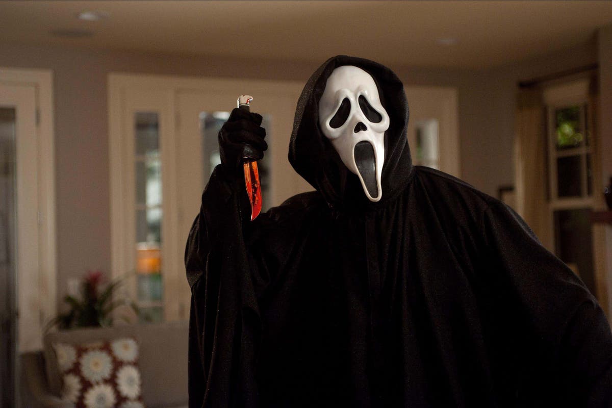 Ghostface comes to New York in trailer for Scream VI